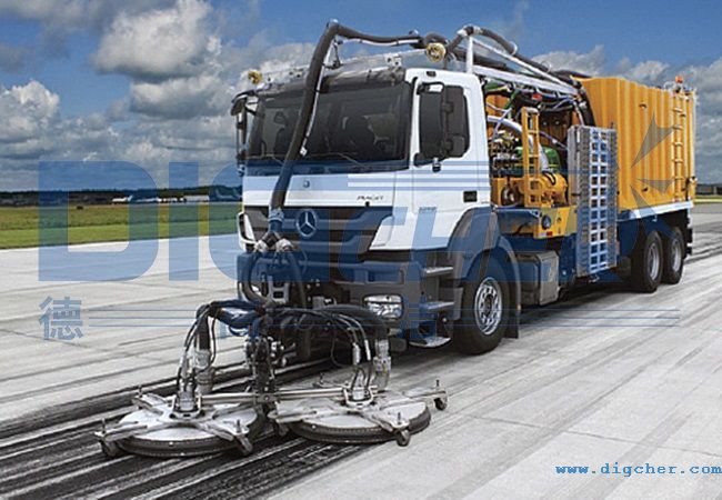 高壓水機(jī)場(chǎng)跑道除膠車(chē)